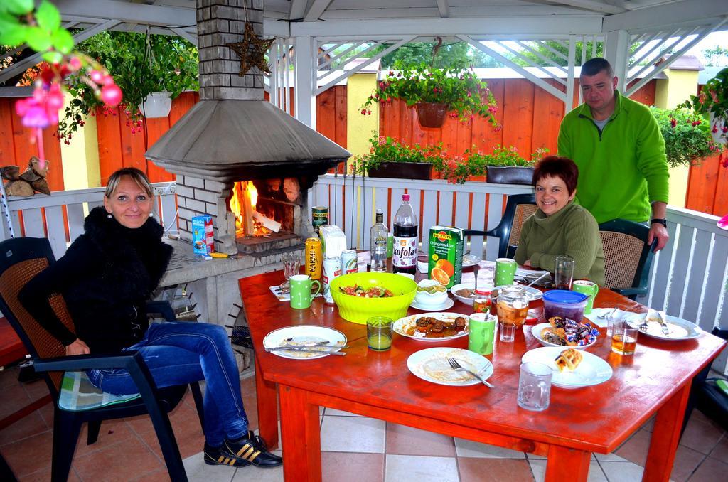 Apartmany Riviera A Chalupa Riviera Liptov, Bešeňová Exterior foto